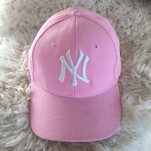 ~NY YANKEES PINK CAP W 2 JETER EMBROIDERING~